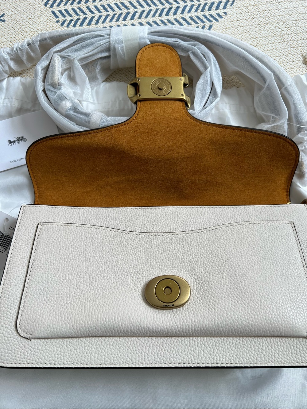 NWT COACH Leather TABBY 26 SHOULDER BAG IN CHALK - Picture 4 of 13